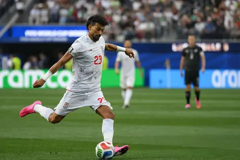 بالتسجيل والصناعة.. رضائيان رجل مباراة إيران ونيوزيلندا في كأس العالم